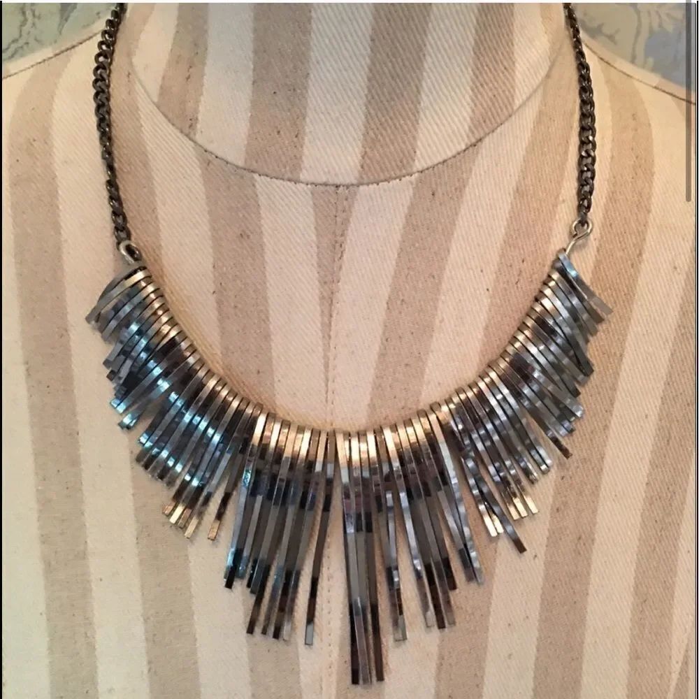 SILVER ADORE Me Necklace! - Picture 6 of 11